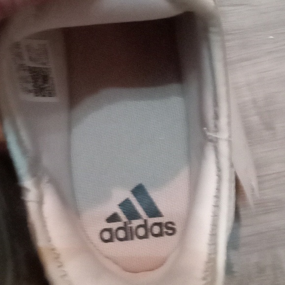 Adidas runners - Picture 4 of 4